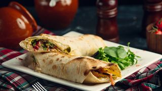 Wraps de jamón serrano y rúcula